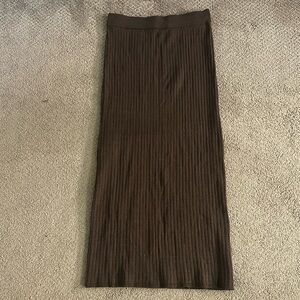 Brown ribbed sweater midi skirt